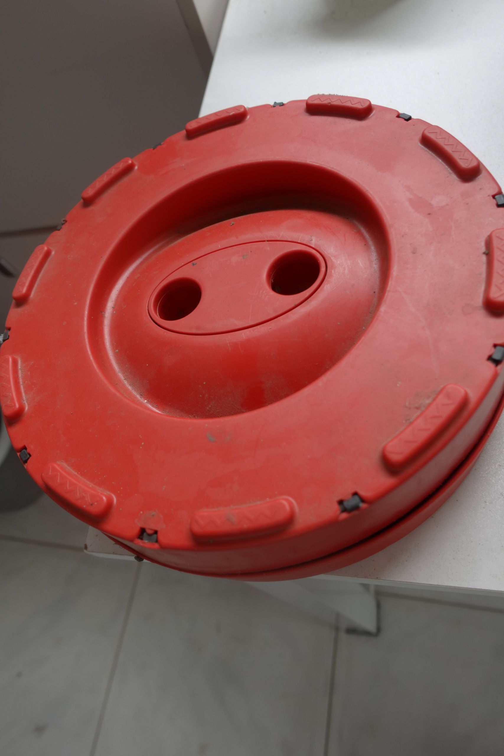 Red Plastic Extension Cord Reel (Used)