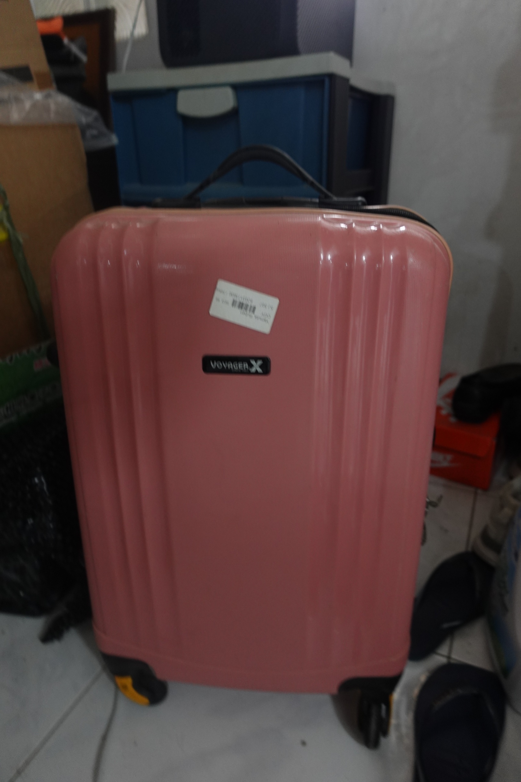 Voyager X pink hard shell luggage