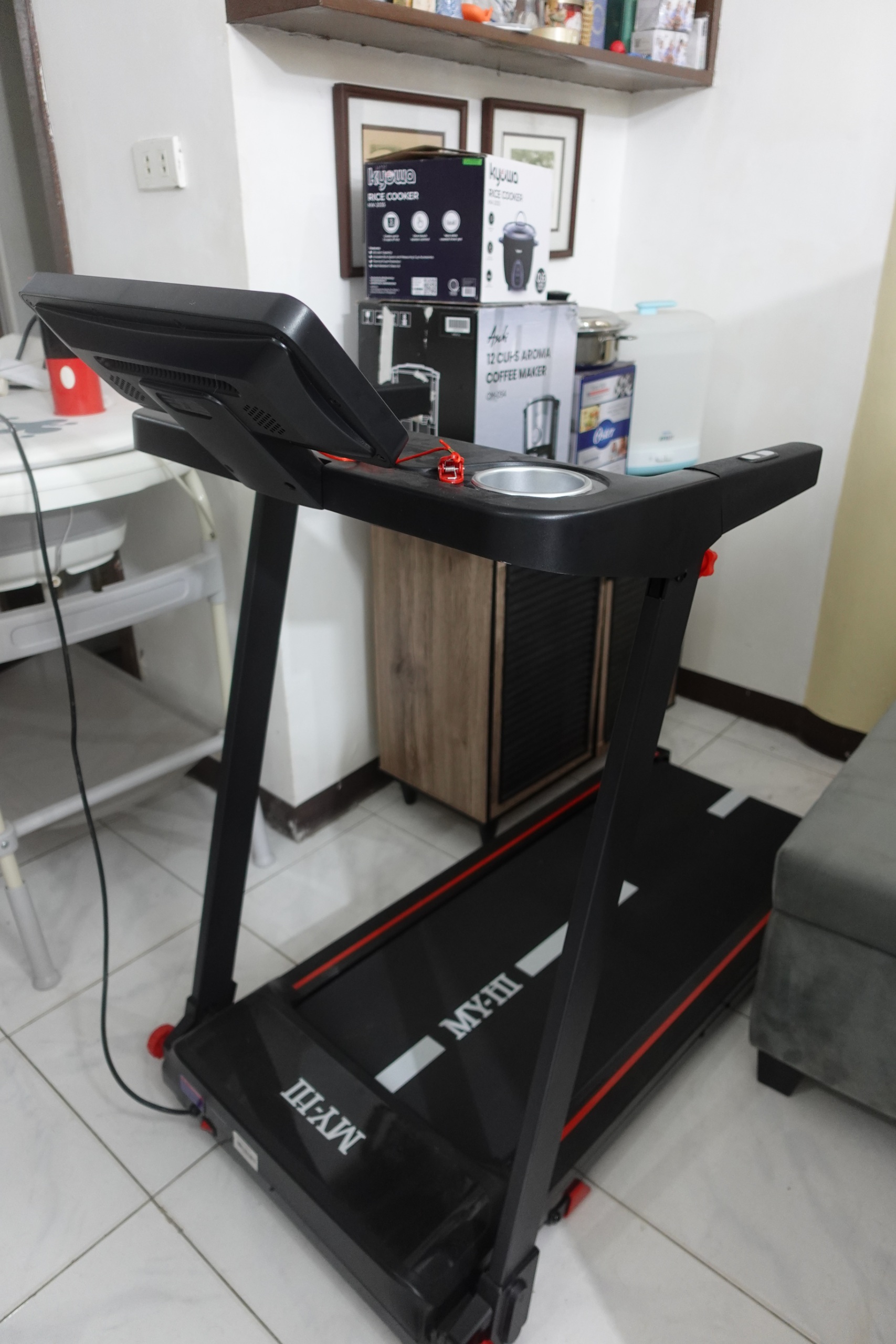 Used MYXI treadmill with safety key and cup holder