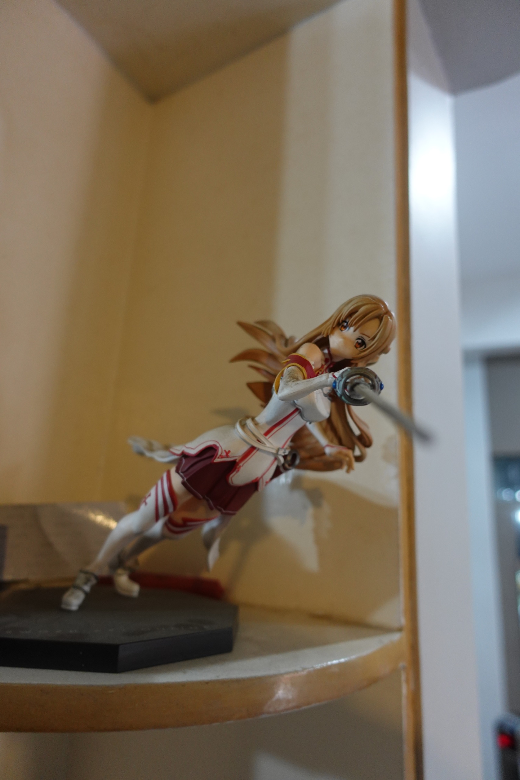 Asuna Sword Art Online figure with base