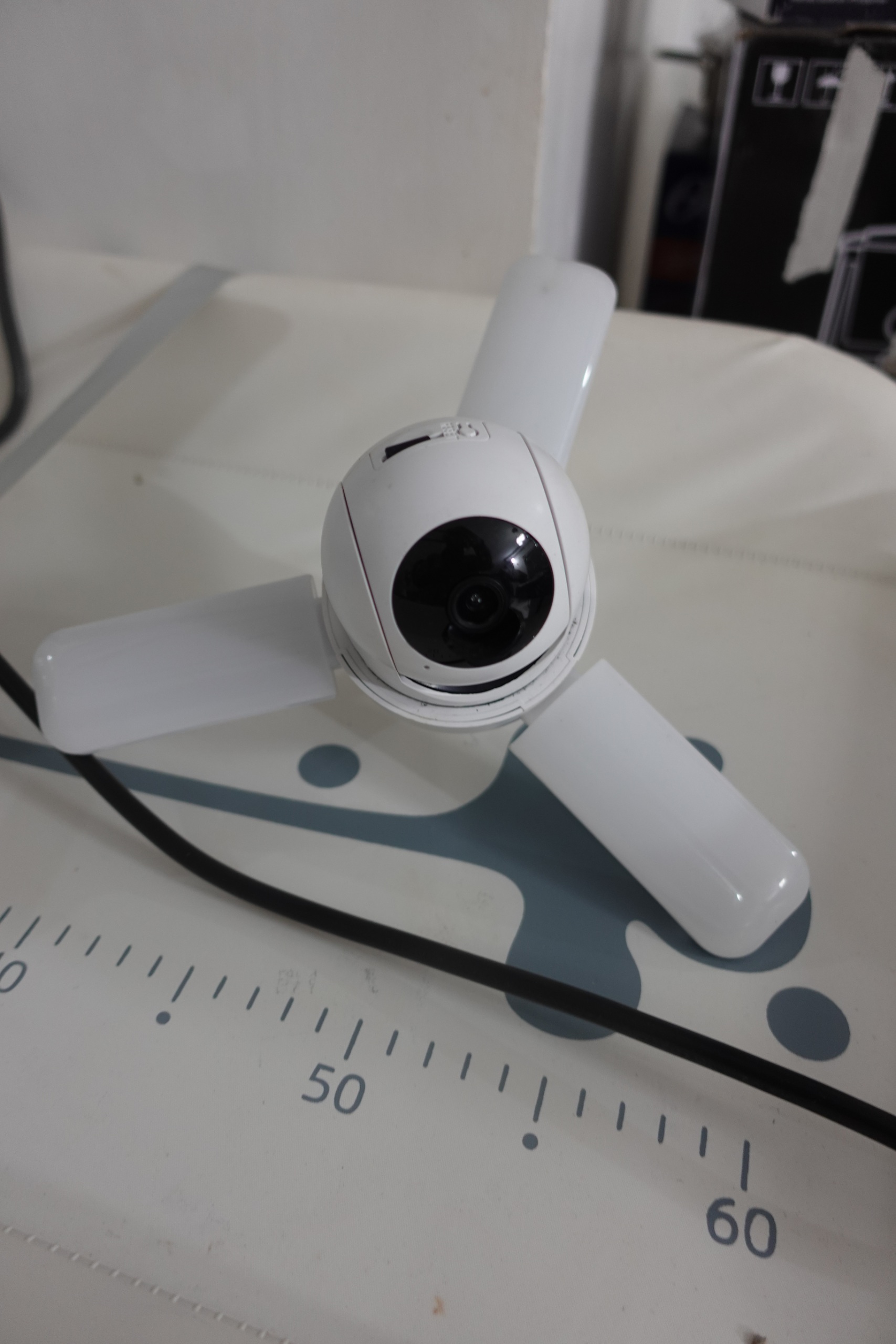 White 3 Blade Table Fan with Camera Module